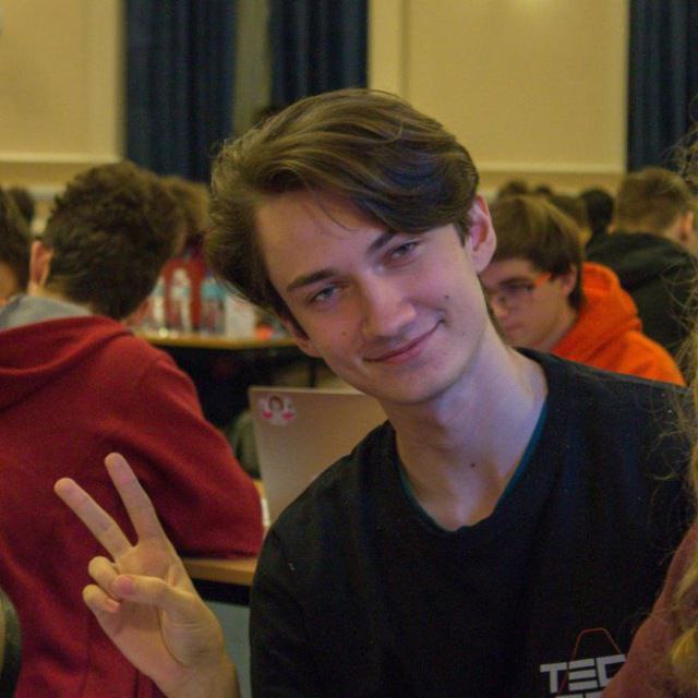 Даниил Плотников